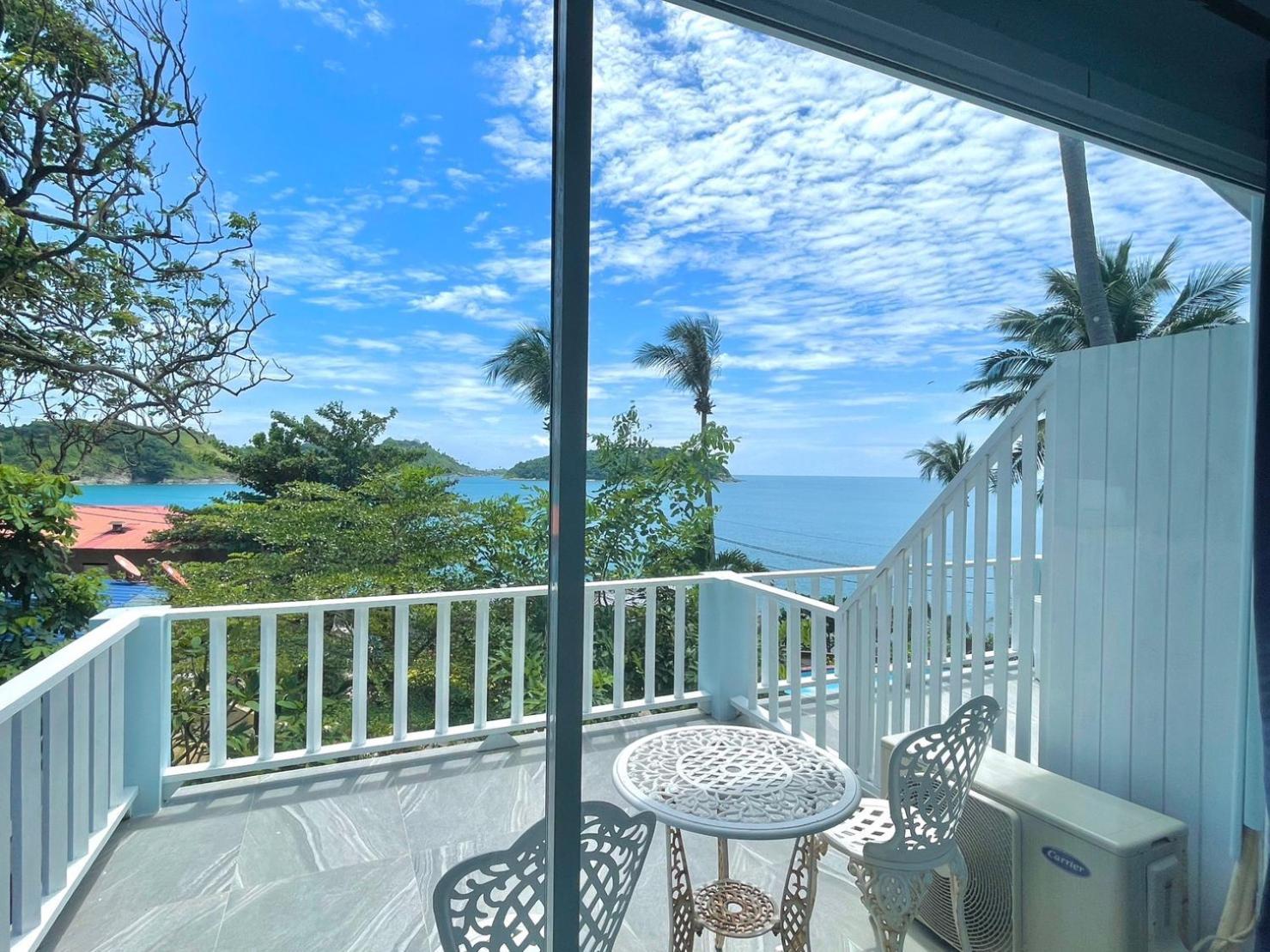 Naiharn On The Rock Resort Phuket Nai Harn Exterior photo