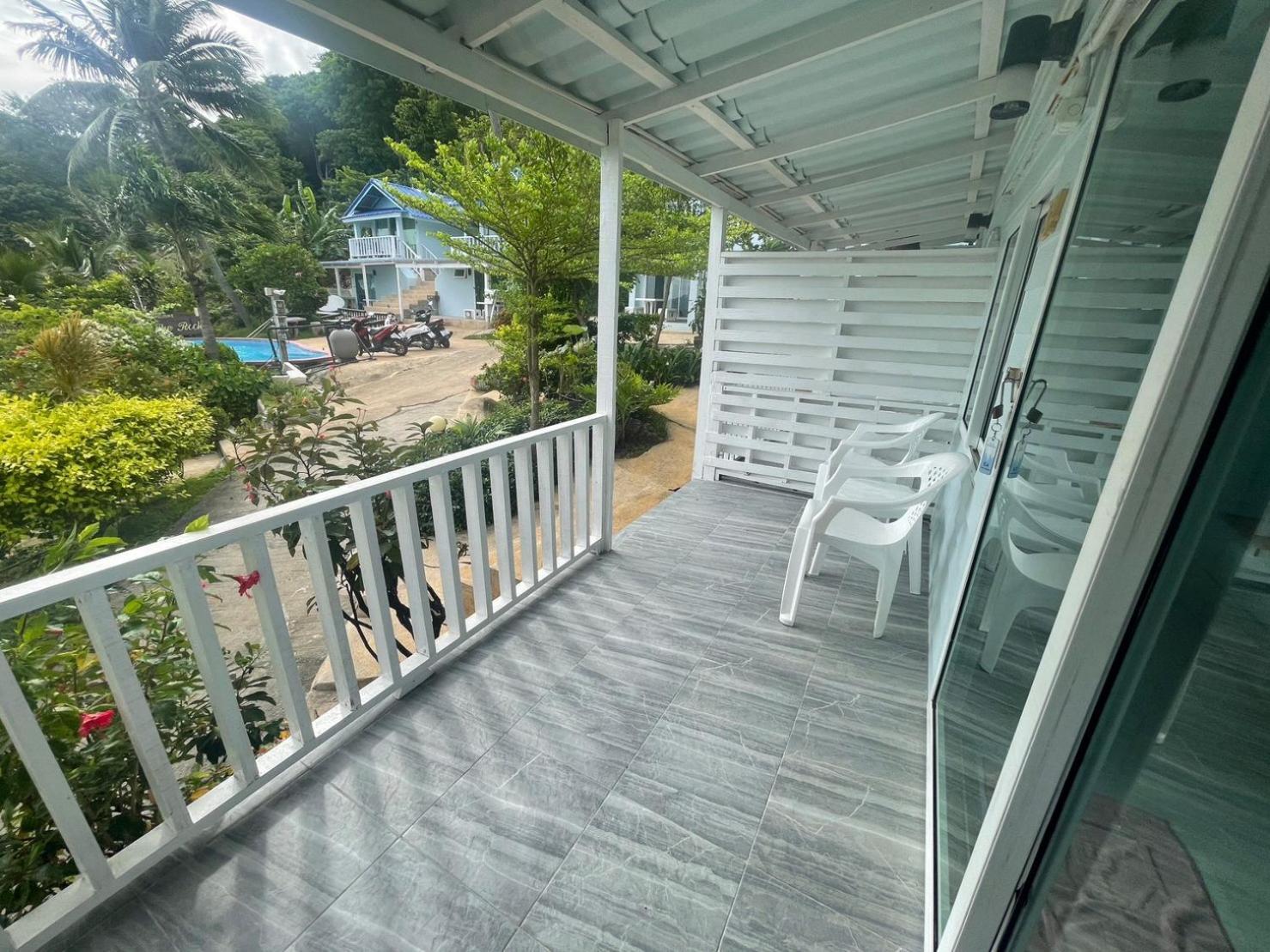 Naiharn On The Rock Resort Phuket Nai Harn Exterior photo