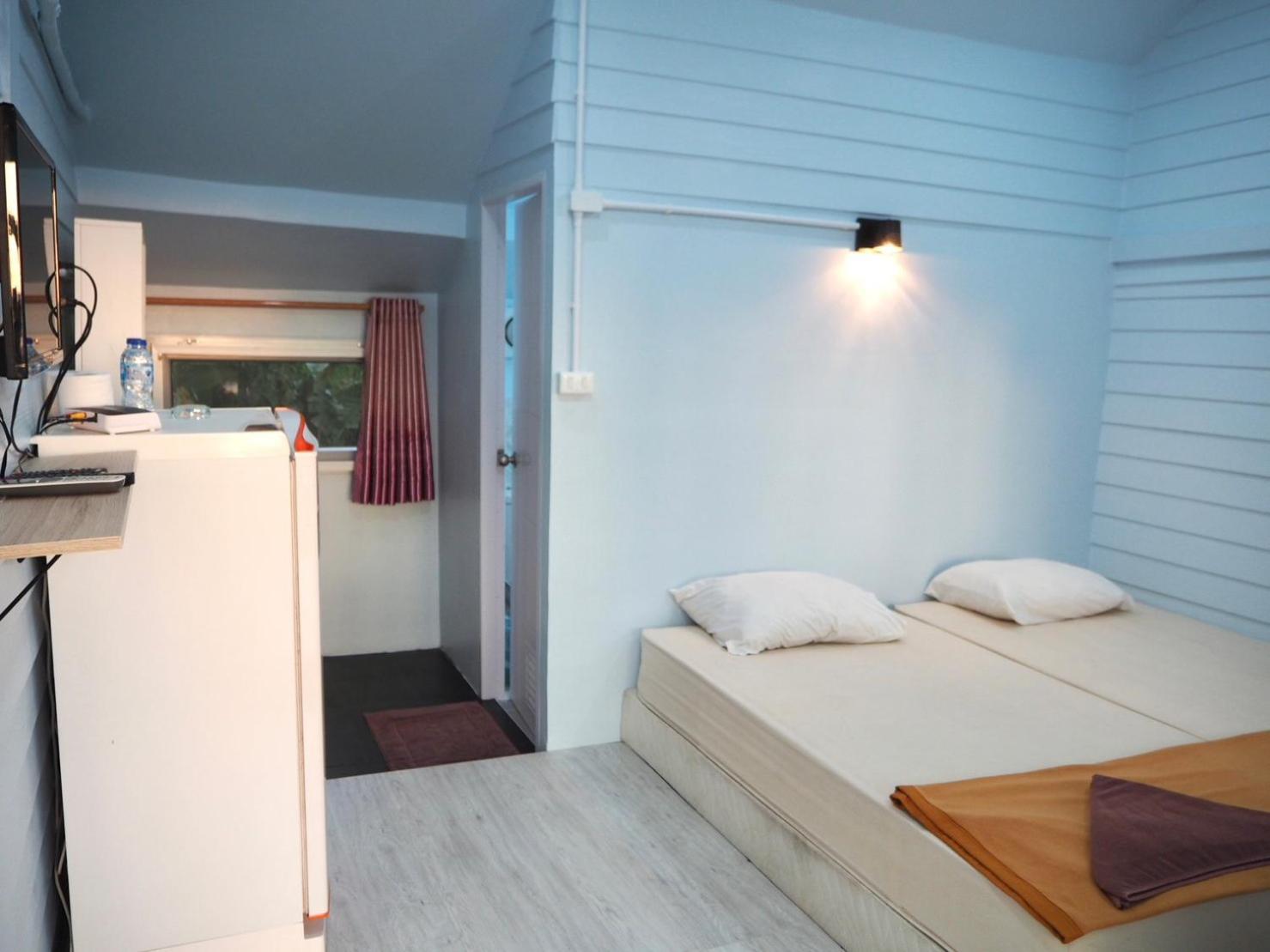 Naiharn On The Rock Resort Phuket Nai Harn Exterior photo