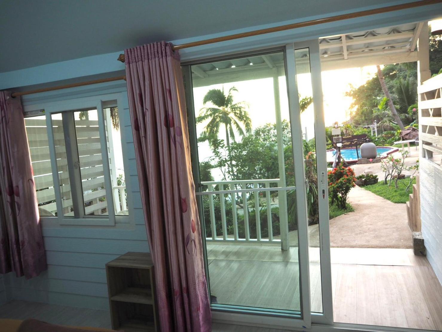 Naiharn On The Rock Resort Phuket Nai Harn Exterior photo